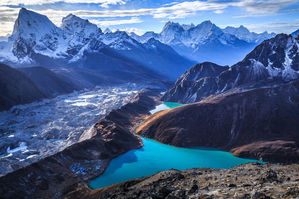 Foothills in Himalayan Valleys & Snowfall Tour